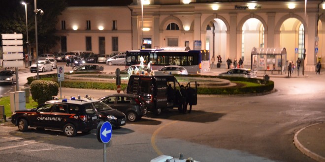 Blitz dei carabinieri in un appartamento di Fontivegge: in arresto due pusher albanesi