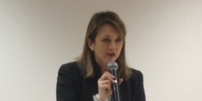 Perugia, il Pd lancia la proposta: “Installare vicino le scuole e l’Università colonnine di ricarica per auto elettriche”