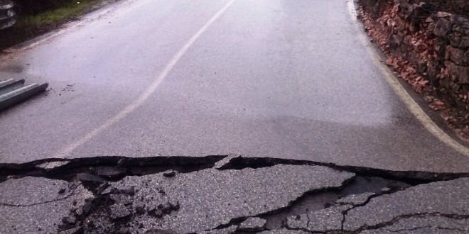 Frana tra Spoleto e Acquasparta, chiusa la SS 418 Tre Valli