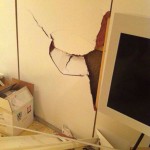 Bidone aspiratutto risucchiato dal macchinario per la risonanza magnetica