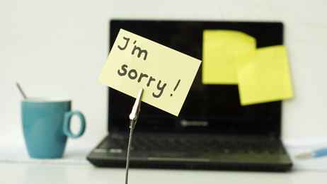 Rettifica: non è un mezzo della Manitowoc Cranes la gru crollata