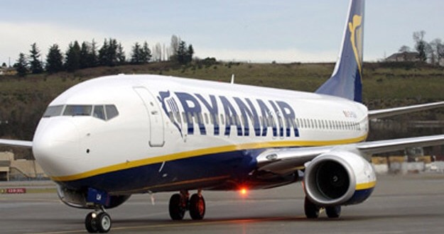 Ryanair,  recruiting day per assistenti di volo anche a Perugia