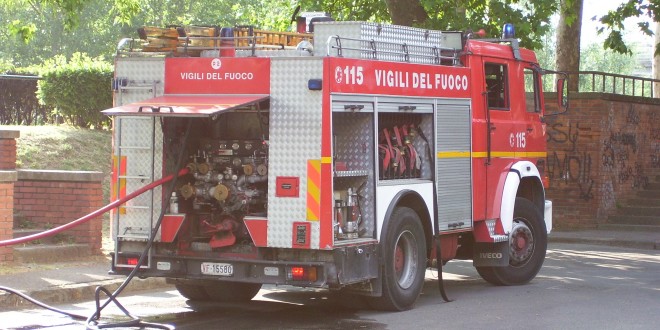 Perugia, incendio nella notte alle giostre del Percorso Verde