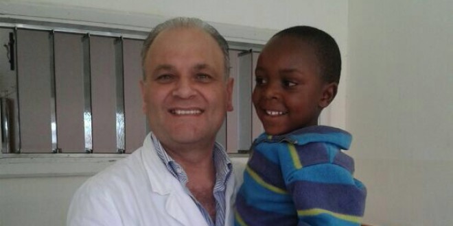 I chirurghi del Santa Maria della Misericordia in Kenya