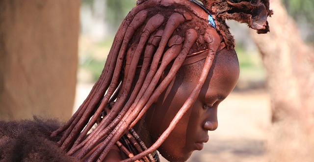 Infibulazione alle figlie, arrestata coppia nigeriana