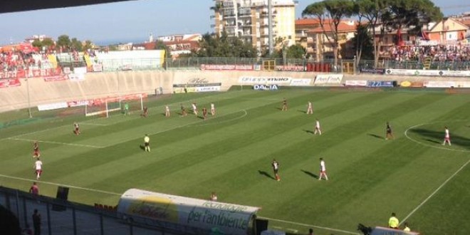 Perea illude il Perugia, Gatto pareggia su rigore