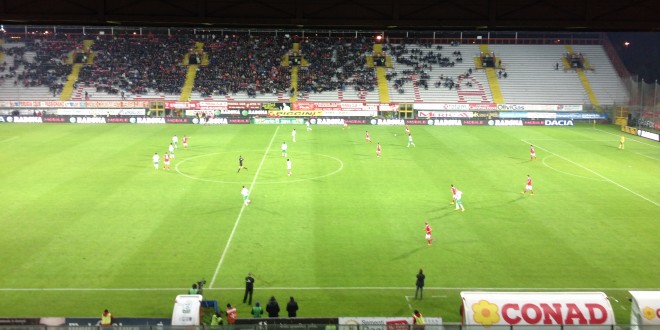 Taddei sbaglia il rigore decisivo a due minuti dalla fine. Con l’Avellino finisce 0 a 0