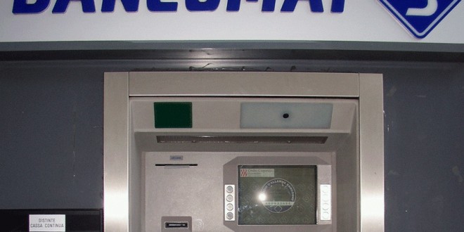 Narni Scalo, fanno esplodere bancomat nella notte