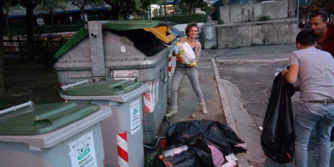Vandalismo e inciviltà in via del Macello