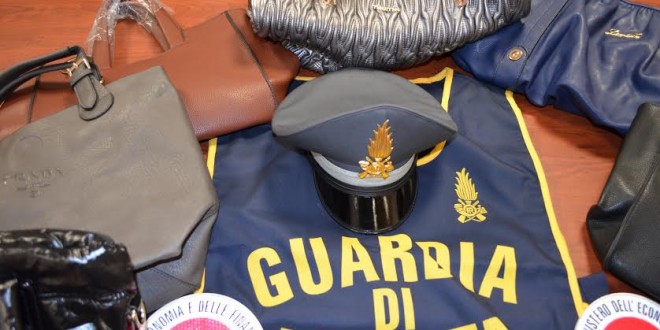 Città di Castello, la Finanza sequestra centinaia di prodotti contraffatti