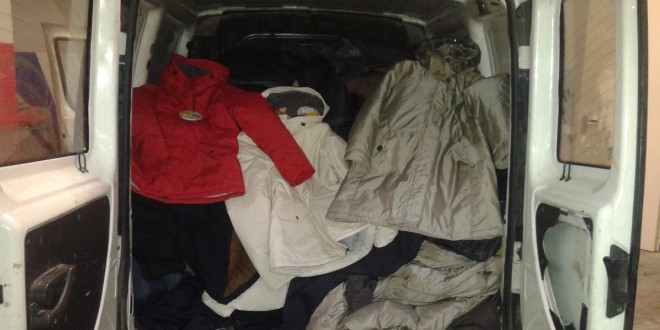 Gualdo Tadino, svaligiato un negozio d’abbigliamento