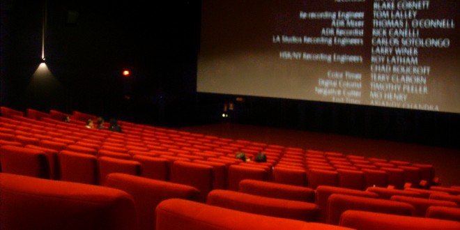 Zitti tutti: comincia lo spettacolo delle primarie del Pd