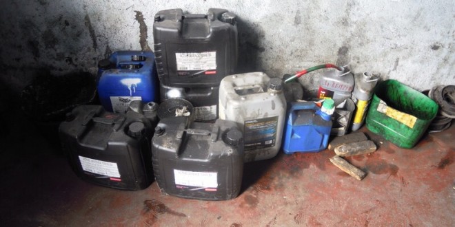 Rifiuti, denunciato titolare di autoficcina