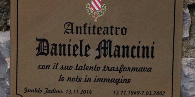 Gualdo Tadino, l’anfiteatro del soprammuro intitolato a Daniele Mancini