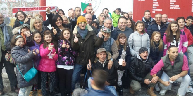 Avanti tutta, la festa di Leonardo Cenci a Elce