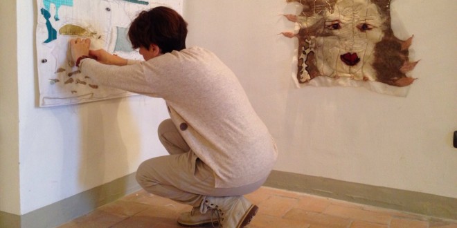 Gubbio, inaugura la mostra “La tela integrata”