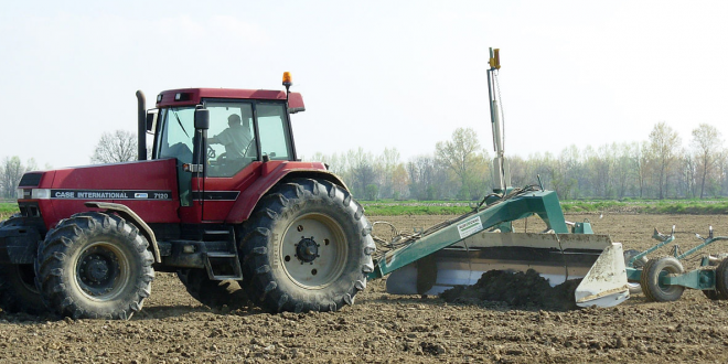 Magione, agricoltore gravemente ferito mentre lavorava sul trattore
