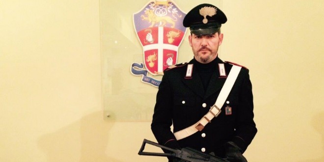 Perugia, carabinieri sequestrano droga e due armi ad aria compressa