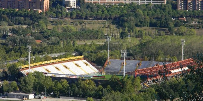 Perugia, tifoso esce dallo stadio e viene investito da un ciclista