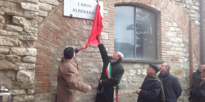 Gubbio, nel quartiere di San Pietro il nuovo “Largo Alberaioli”