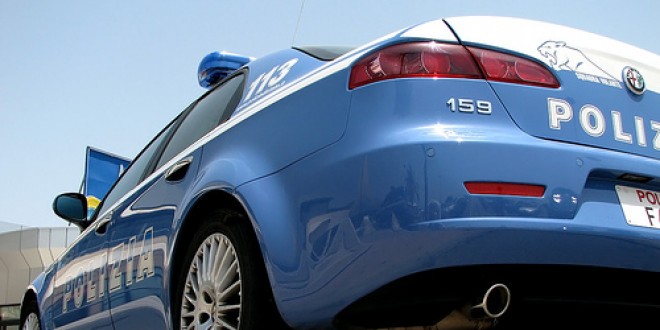 Scritte blasfeme sulle mura di palazzo Vallemani di Assisi, denunciati i responsabili