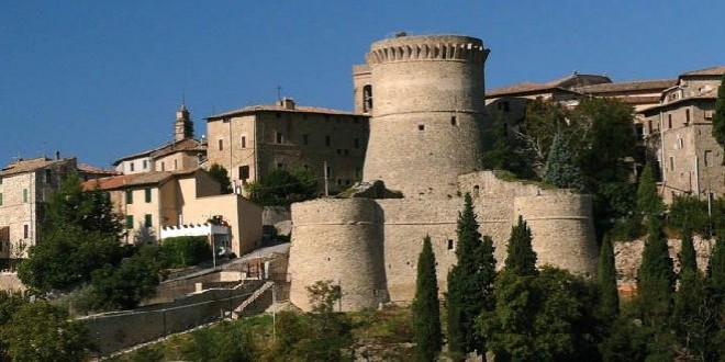 Si apre con due sold out la stagione teatrale di Gualdo Cattaneo