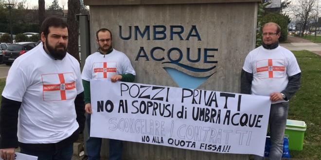 Perugia, il comitato Altotevere Libero manifesta contro Umbra Acque
