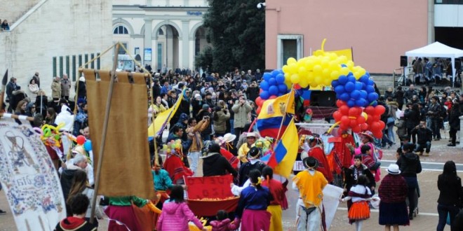 A Fontivegge con il carnevale del mondo
