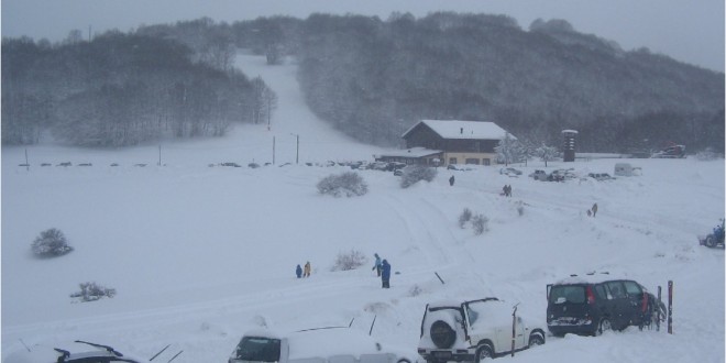 Meteo, l’Umbria si sveglia con la neve