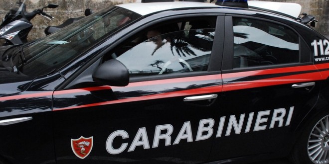 I Carabinieri le trovano in casa monili d’oro: arrestata folignate