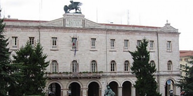 In vendita i due cavalli in dotazione alla polizia provinciale di Perugia