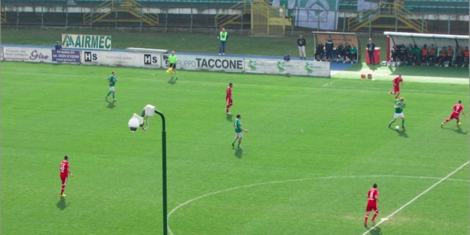 Perugia batte Avellino 2 a 1! Falcinelli in strepitosa forma regala la vittoria ai grifoni. Le pagelle dei grifoni