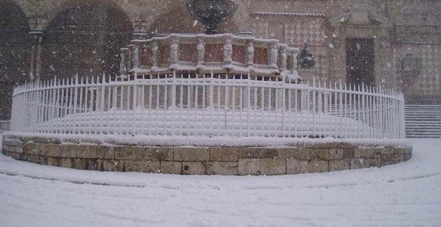 Facebook e la “bufala” della nevicata in piazza IV Novembre