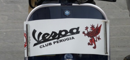 La casa dell’associazionismo chiude: Vespa club, Moto club e Lambretta club restano senza sede