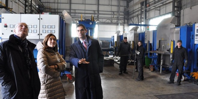 Terni, Marini visita le Fucine Umbre: “Un’azienda cresciuta grazie ad innovazione e ricerca”
