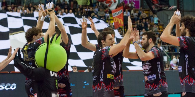 La Sir, dopo la sconfitta della Champions pensa alla Superlega