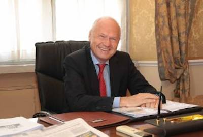 Protesta lavoratori dei call center in Prefettura. Bellesini: “Garantire il futuro dell’aziende e l’occupazione degli operatori”