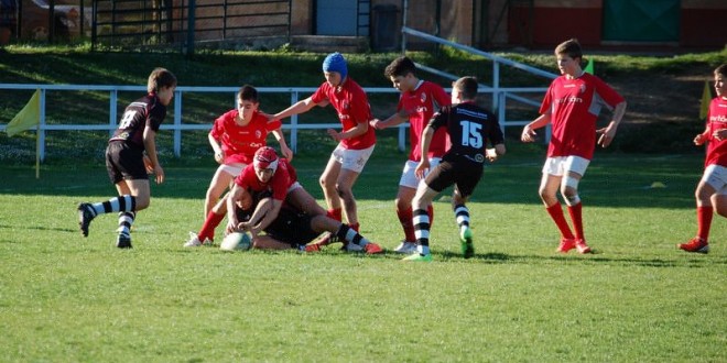 Rugby Perugia – Serie A, grande vittoria della Barton Cus sul campo del Cus Genova