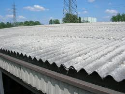 Amianto, Legambiente: in Umbria ancora troppi edifici contenenti la “fibra killer”