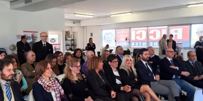 La lunga corsa del sindaco di Assisi comincia da qui