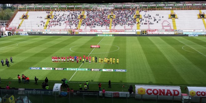 Falcinelli fa esplodere il “Curi”