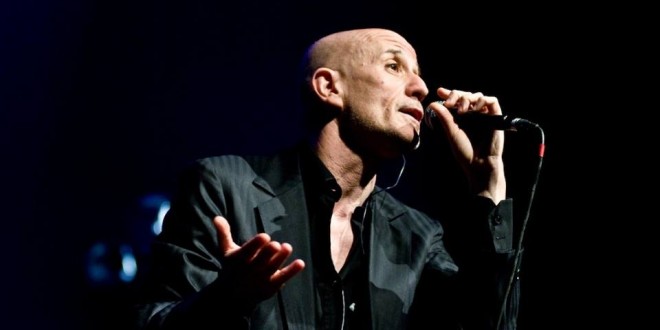 “Spassiunatamente”, a tu per tu con Peppe Servillo