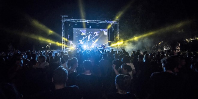 Festa europea della musica, il maltempo non ferma il rito della danza