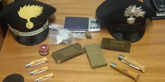 Valnerina, operaio 32enne trovato in casa con 3 panetti di hashish. In manette