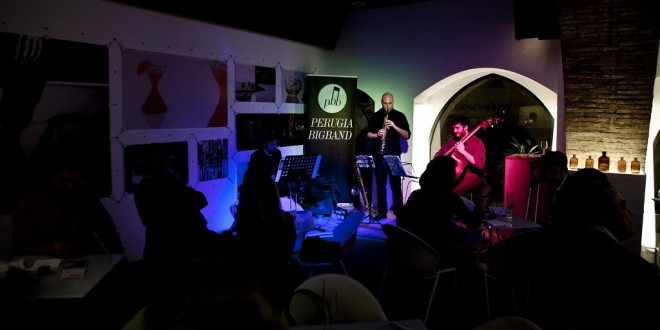 Blueside Jazz Trio protagonista di dieci serate musicali presso il Blueside Cult Store di Perugia