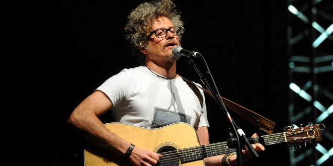 Niccolò Fabi in concerto a Villa Fidelia