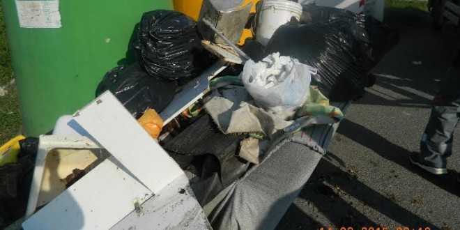 “Sgombra” casa vicino ai cassonetti