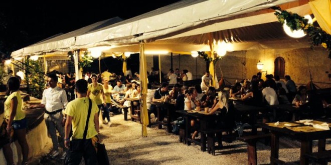 Montefalco, entra nel vivo la “Fuga del Bove”: da domani aperte le taverne