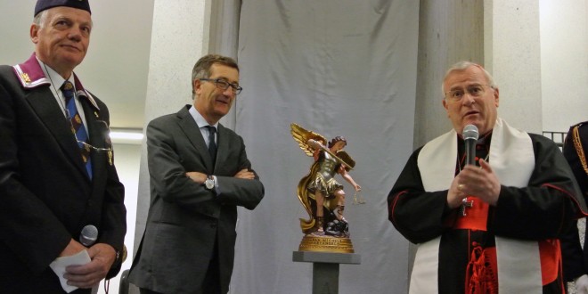 Benedizione della statua di San Michele Arcangelo patrono della polizia di Stato