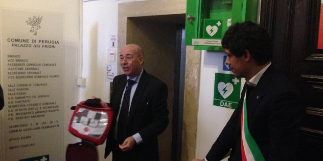 Palazzo dei Priori diventa cardioprotetto